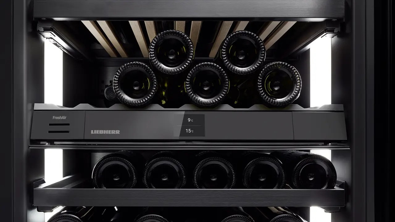 UWgbi 3682 Vinidor Selection Wine fridge suitable for undercounter